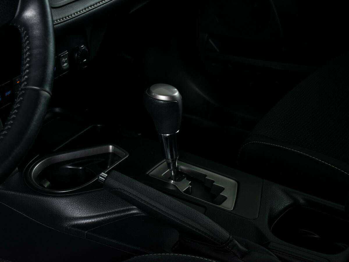 Toyota RAV4 2017 года с пробегом. Фото: #14