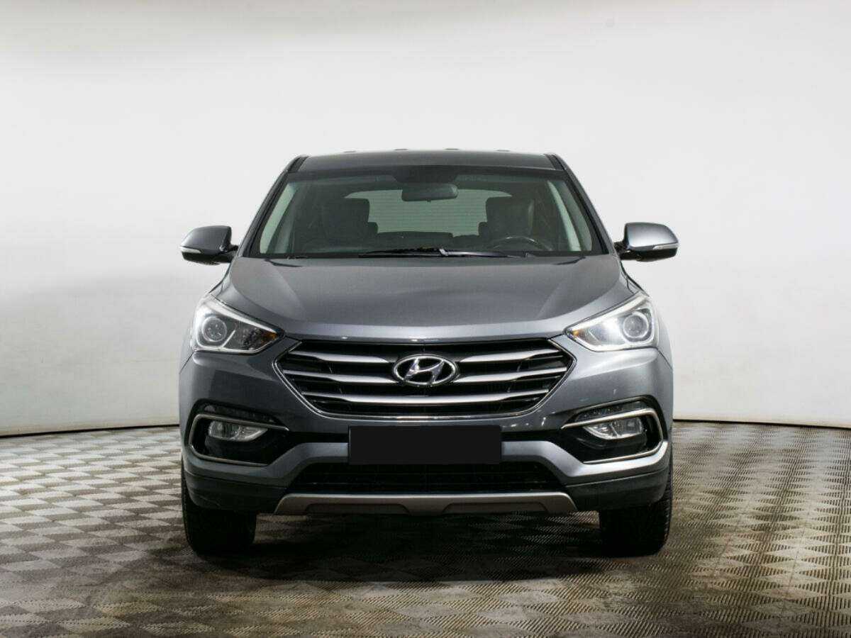Hyundai Santa Fe 2017 года с пробегом. Фото: #1