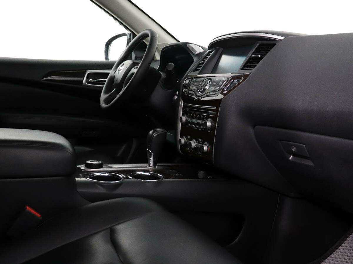 Nissan Pathfinder 2017 года с пробегом. Фото: #8