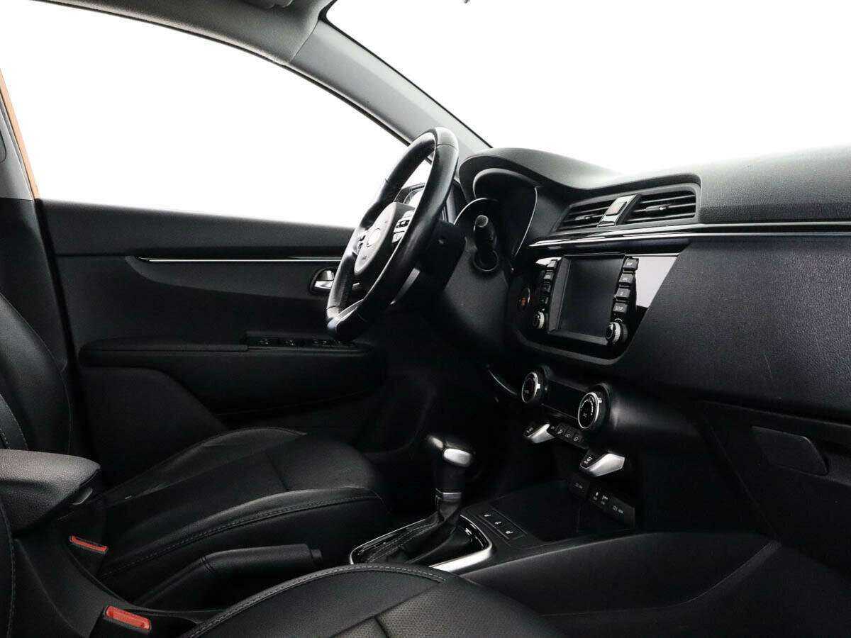 Б/У Киа Рио 2019 года. Фото: #6