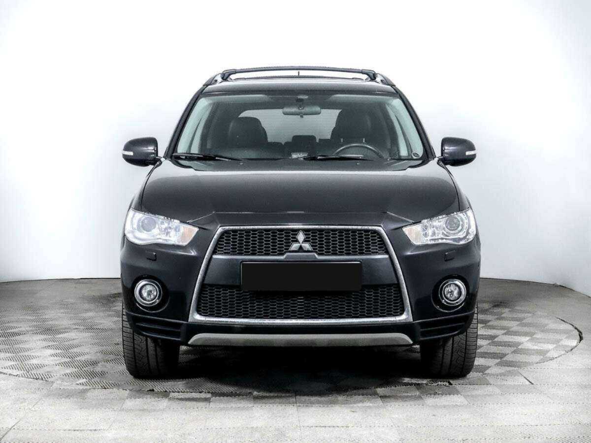 Mitsubishi Outlander 2012 года с пробегом. Фото: #1