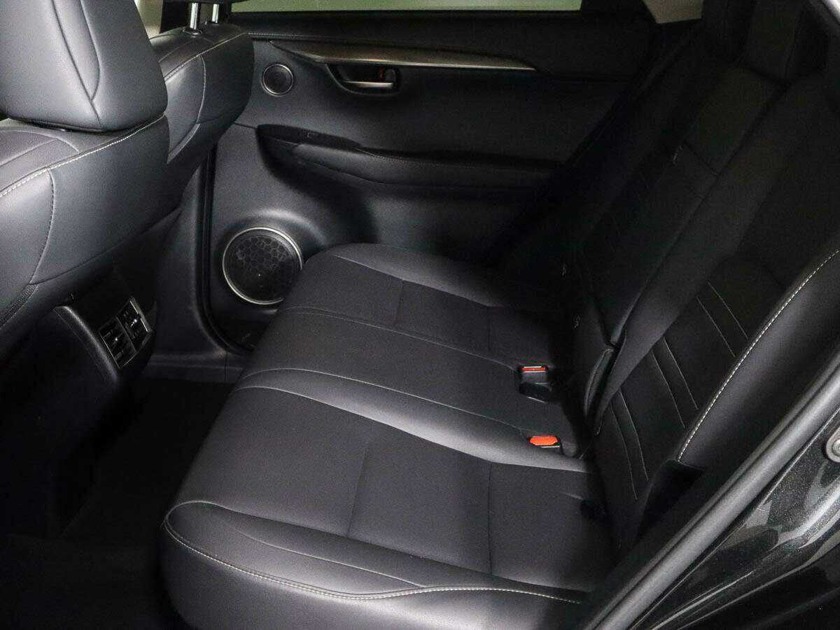 Lexus NX 2017 года с пробегом. Фото: #6