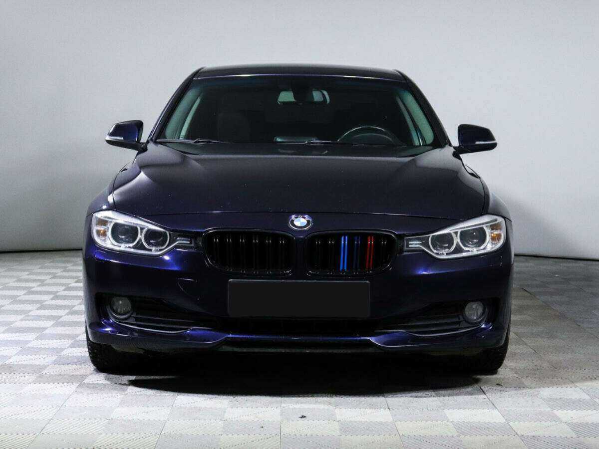 BMW 3 серии 2013 года с пробегом. Фото: #1