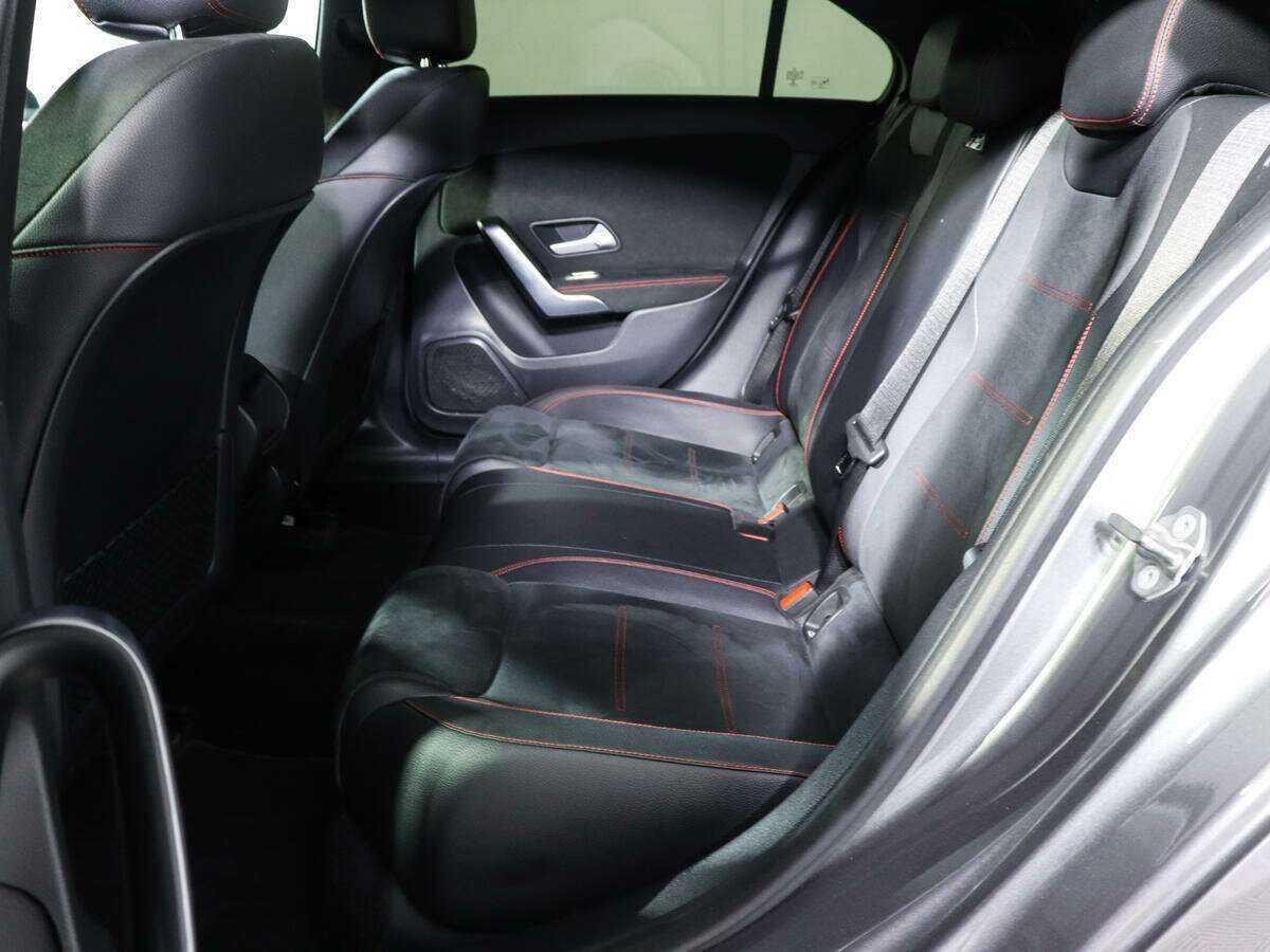 Mercedes-Benz A-Класс 2019 года с пробегом. Фото: #9