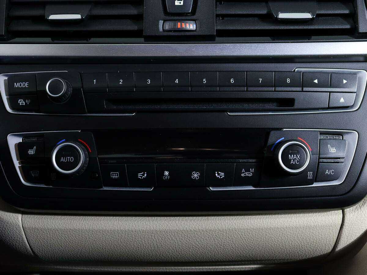 BMW 3 серии 2013 года с пробегом. Фото: #16