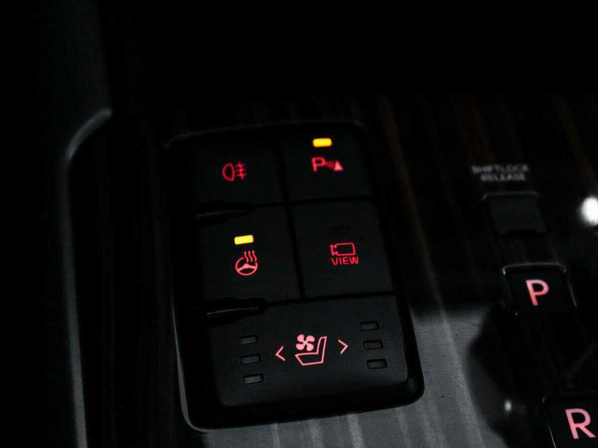 Kia Mohave 2017 года с пробегом. Фото: #17