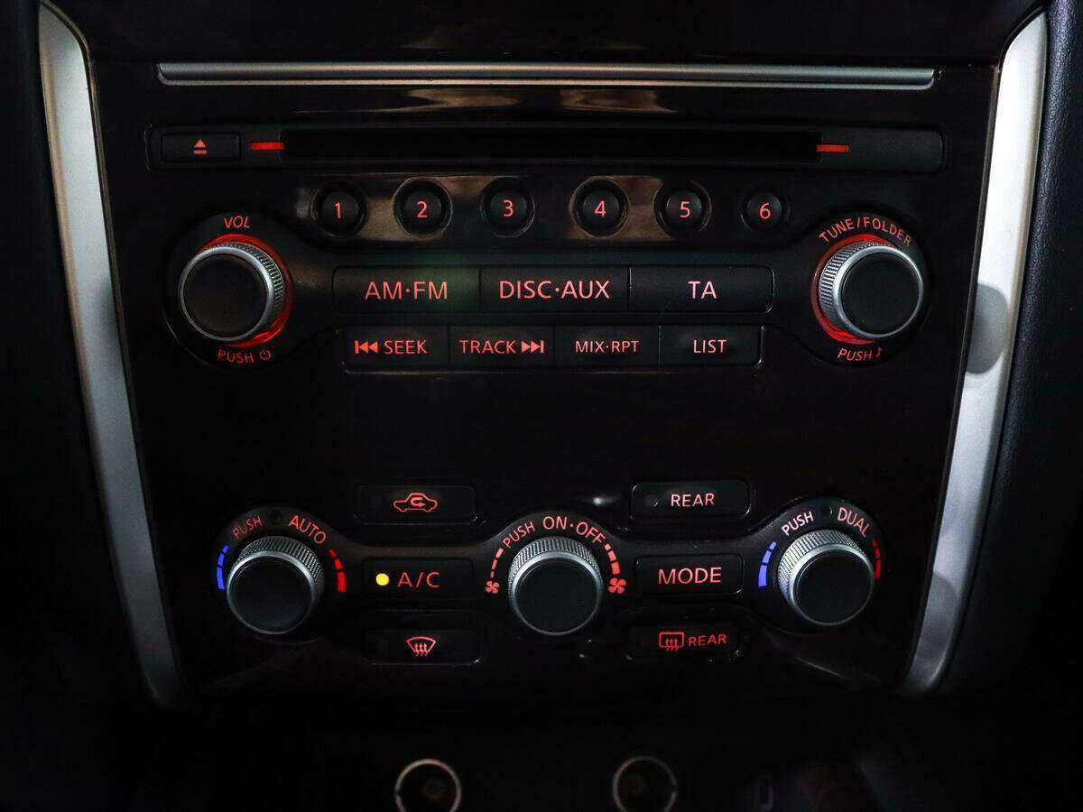 Nissan Pathfinder 2015 года с пробегом. Фото: #14