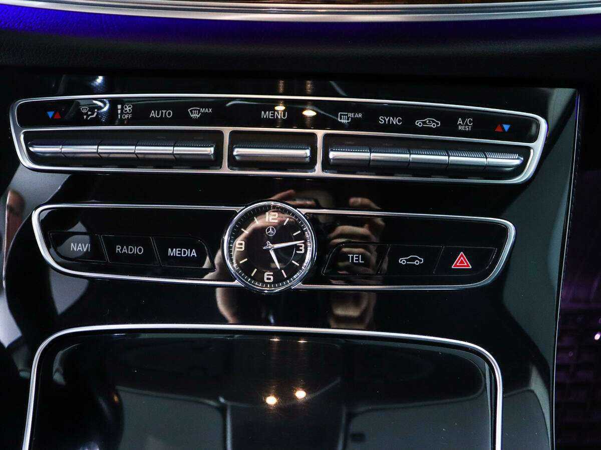 Mercedes-Benz E-Класс 2016 года с пробегом. Фото: #17