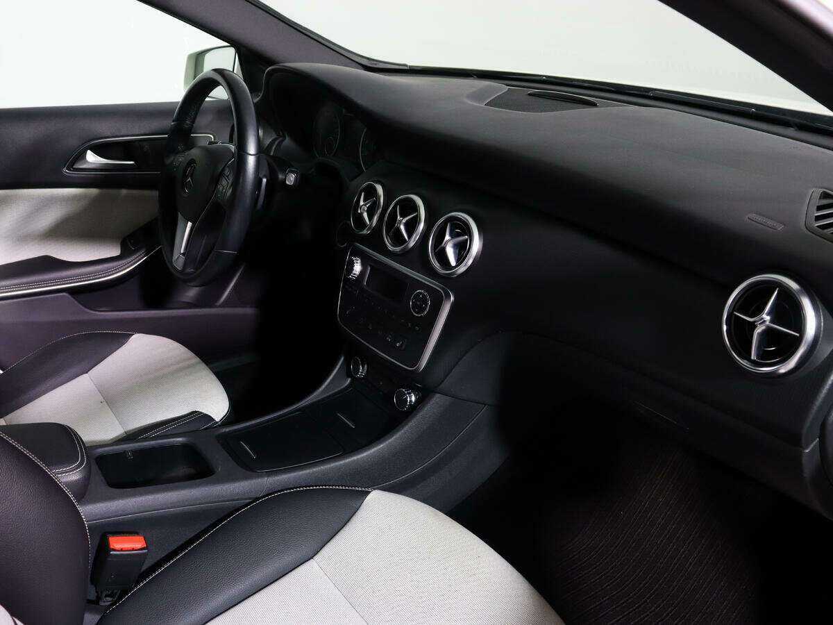 Mercedes-Benz A-Класс 2014 года с пробегом. Фото: #8