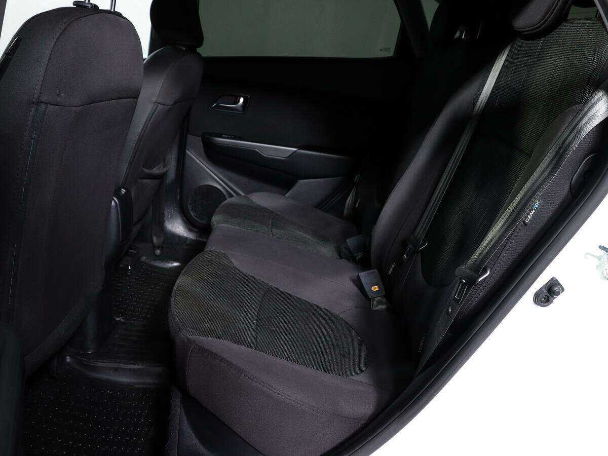 Б/У Киа Рио 2016 года. Фото: #7