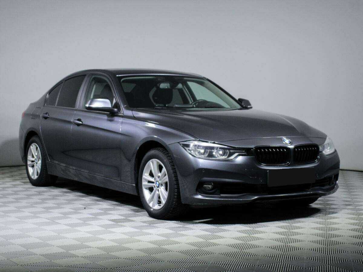 BMW 3 серии 2017 года с пробегом. Фото: #2