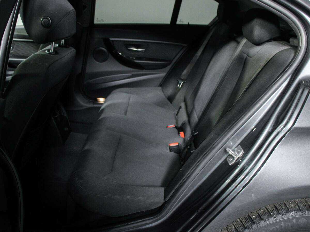 BMW 3 серии 2017 года с пробегом. Фото: #8