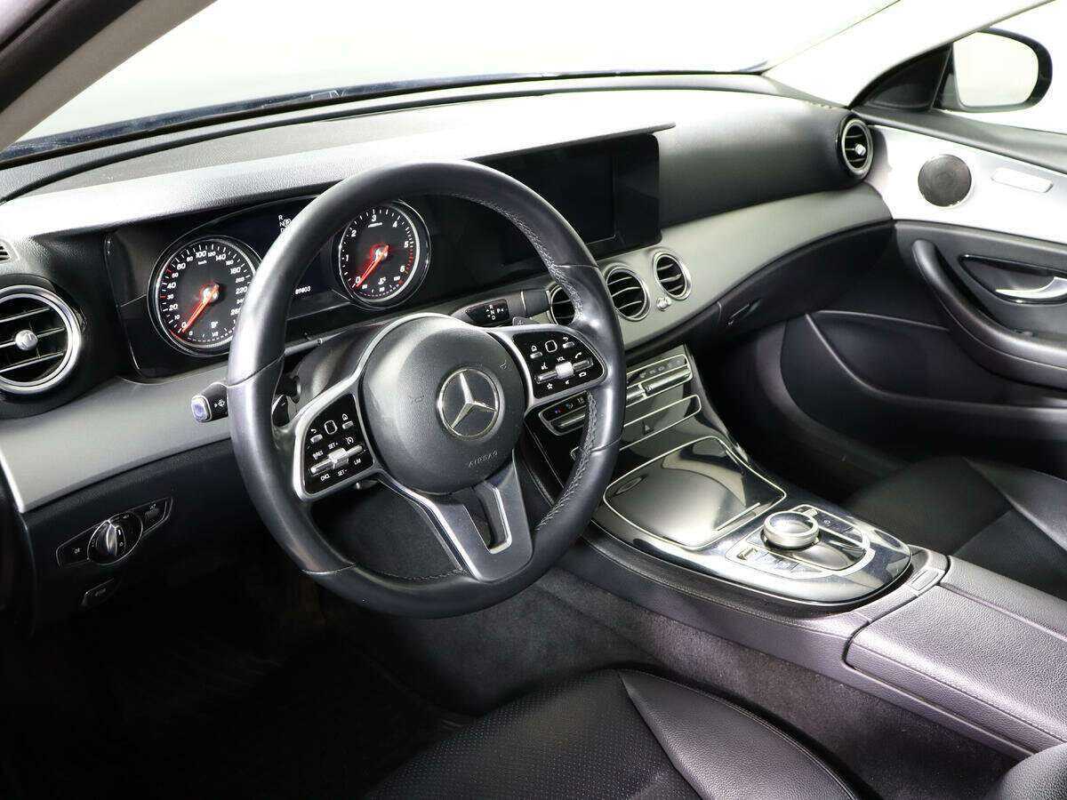 Mercedes-Benz E-Класс 2019 года с пробегом. Фото: #11