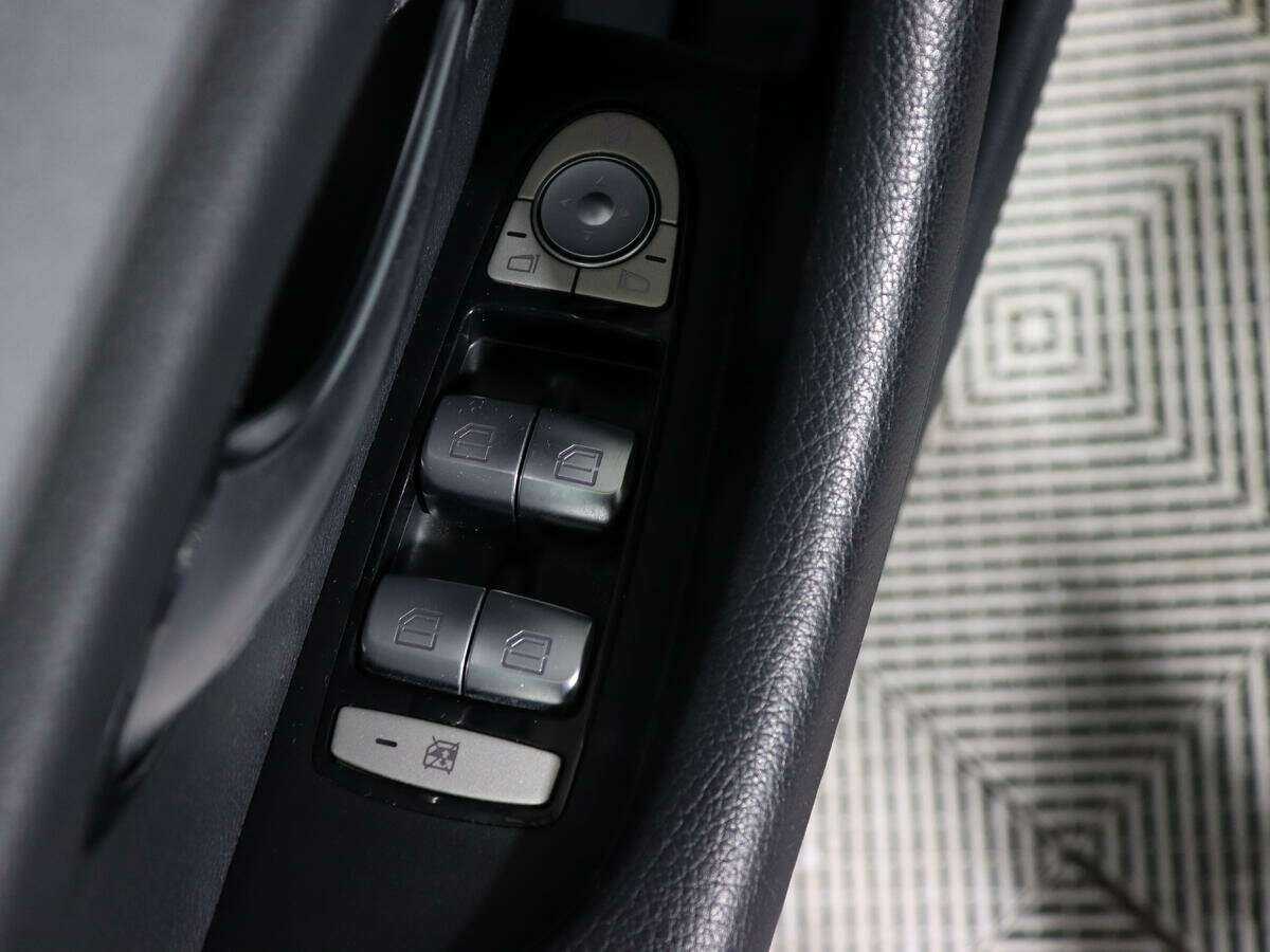 Mercedes-Benz E-Класс 2019 года с пробегом. Фото: #13