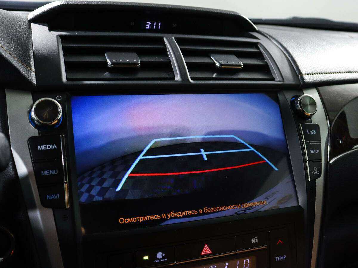 Б/У Тойота Камри 2016 года. Фото: #11