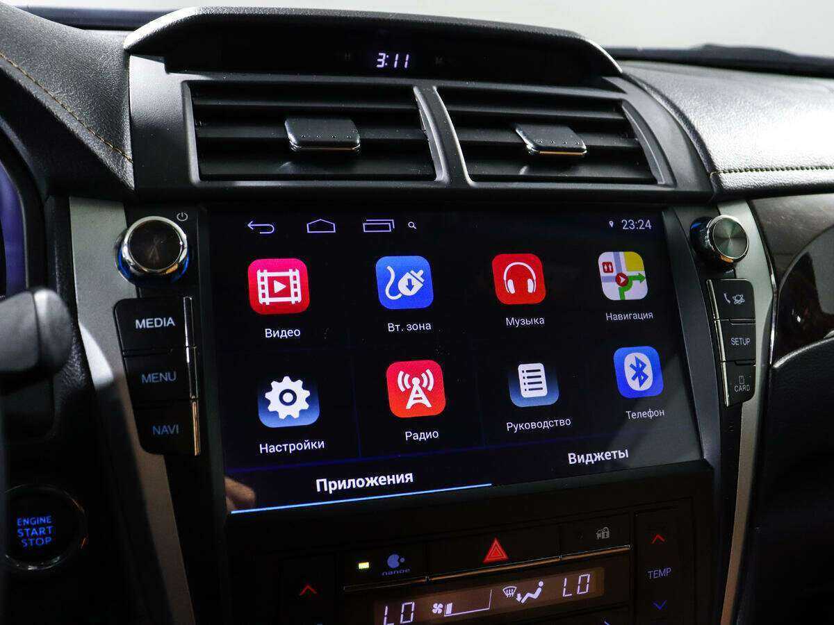 Б/У Тойота Камри 2016 года. Фото: #13