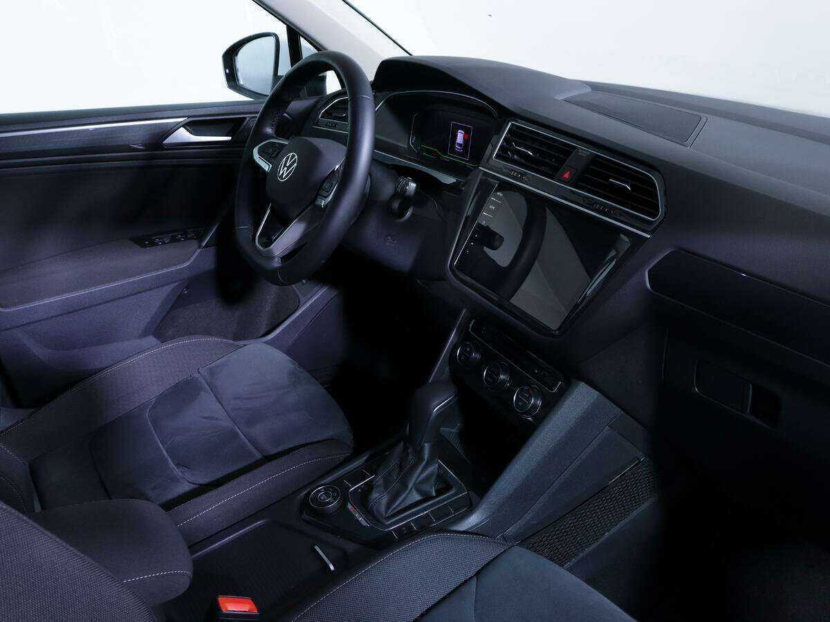 Volkswagen Tiguan 2019 года с пробегом. Фото: #6