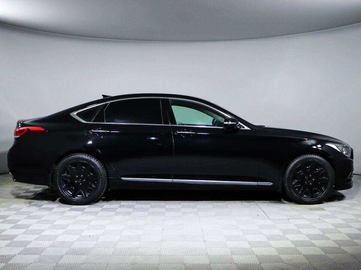 Hyundai Genesis 2014 года с пробегом. Фото: #2