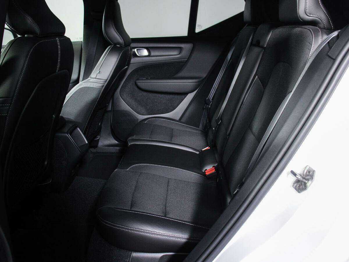 Volvo XC40 2019 года с пробегом. Фото: #9