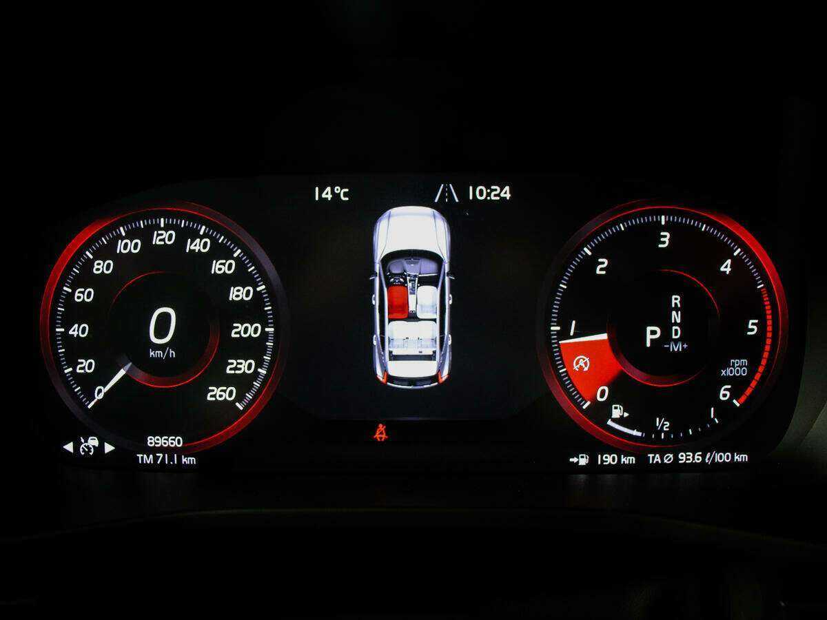 Volvo XC40 2019 года с пробегом. Фото: #10