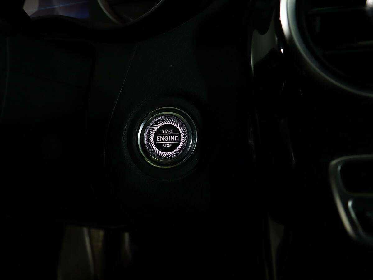 Mercedes-Benz C-Класс 2018 года с пробегом. Фото: #19