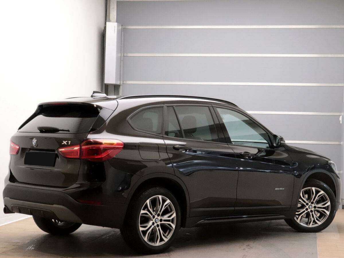 BMW X1 2017 года с пробегом. Фото: #3