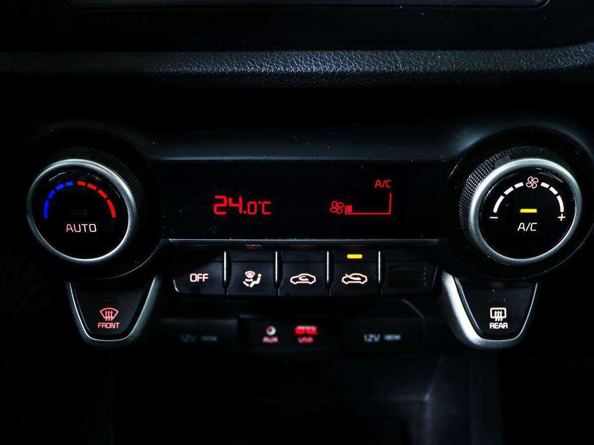 Б/У Киа Рио 2018 года. Фото: #19