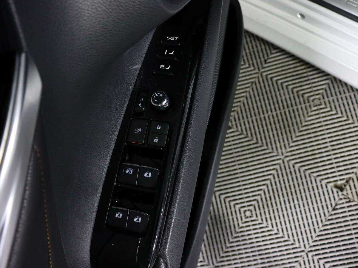 Toyota Camry 2018 года с пробегом. Фото: #15