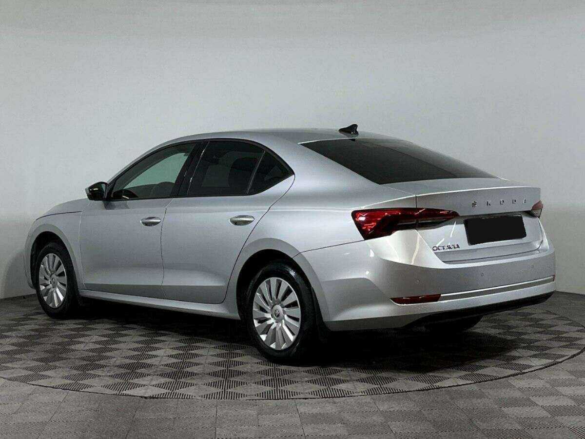 Skoda Octavia 2021 года с пробегом. Фото: #5