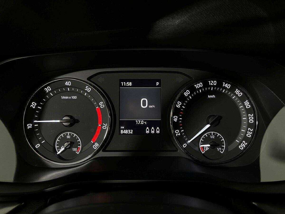 Skoda Octavia 2021 года с пробегом. Фото: #9