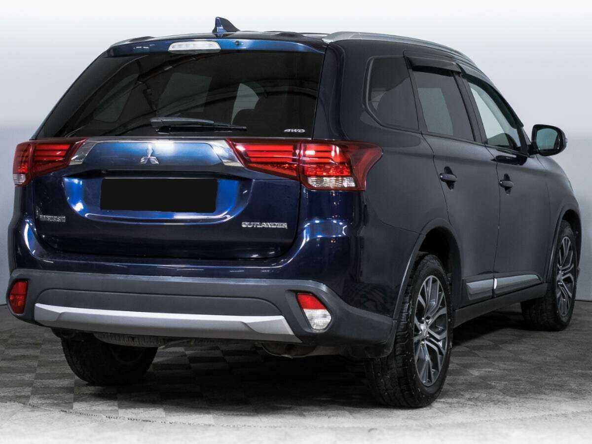 Mitsubishi Outlander 2017 года с пробегом. Фото: #4