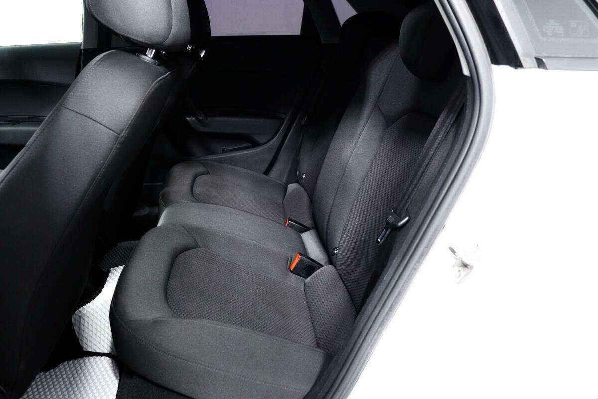 Audi A1 2013 года с пробегом. Фото: #11