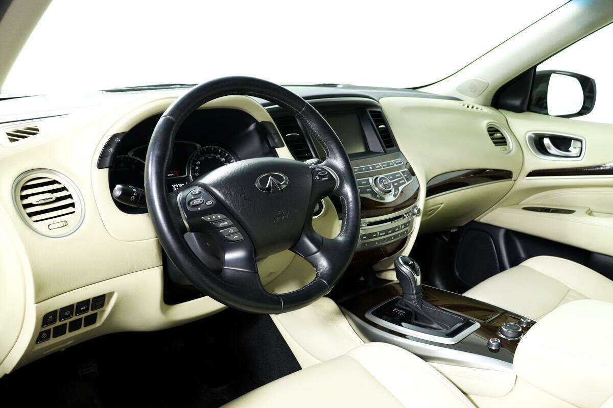 Infiniti QX60 2018 года с пробегом. Фото: #12