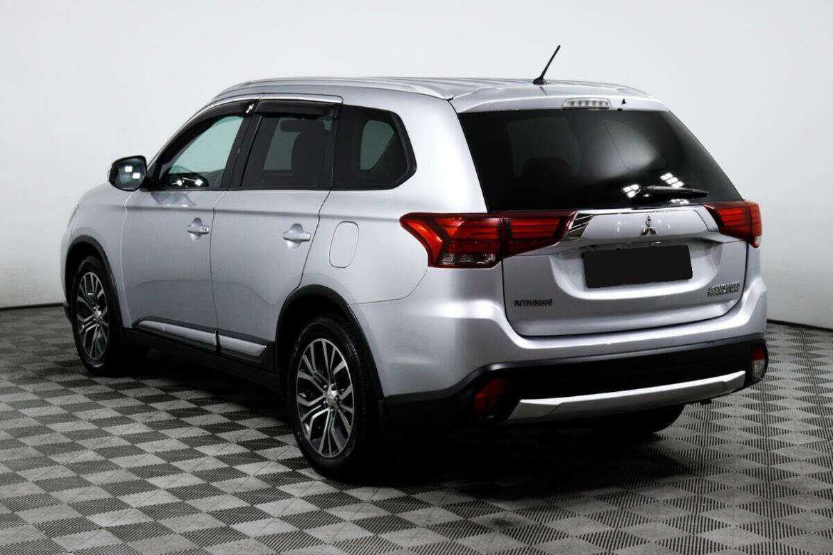 Mitsubishi Outlander 2015 года с пробегом. Фото: #6