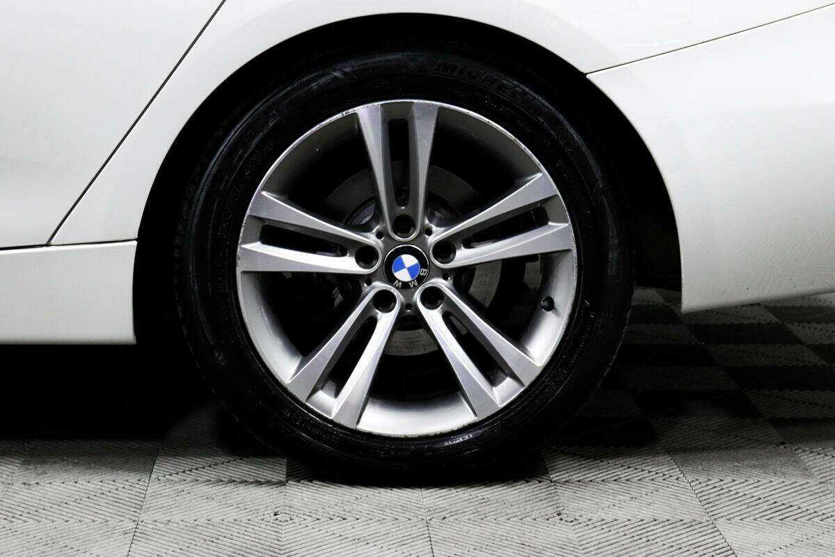 BMW 3 серии 2013 года с пробегом. Фото: #13