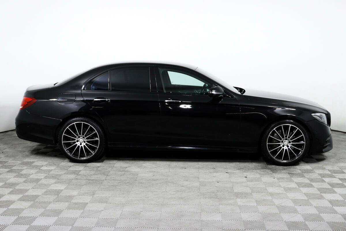 Mercedes-Benz E-Класс 2017 года с пробегом. Фото: #3