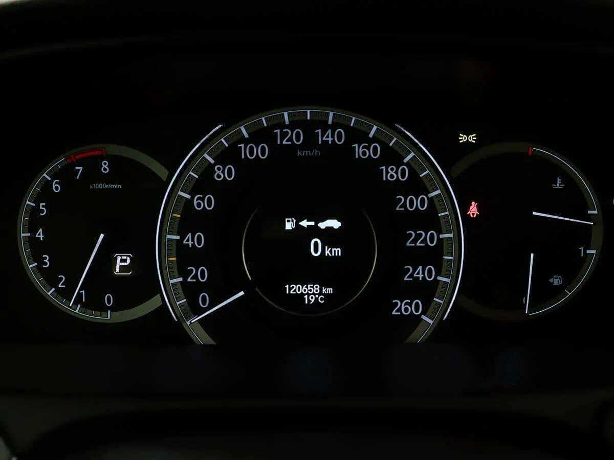 Honda Accord 2013 года с пробегом. Фото: #10