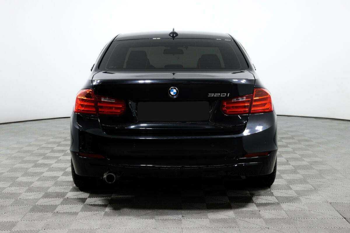 BMW 3 серии 2015 года с пробегом. Фото: #4