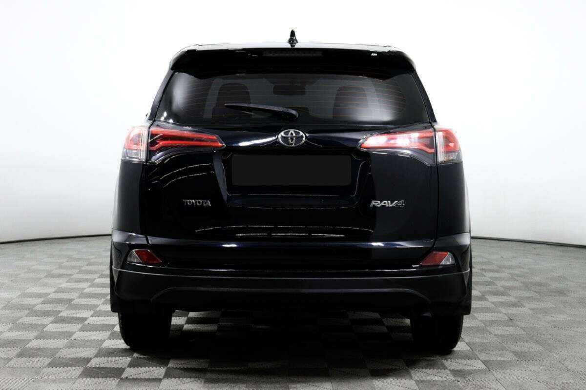 Toyota RAV4 2019 года с пробегом. Фото: #5