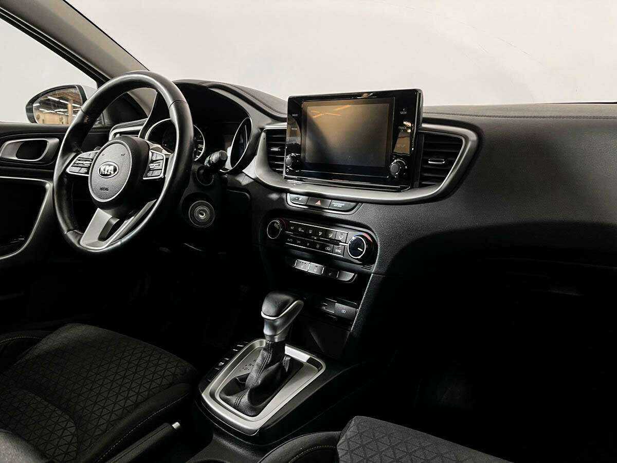 Б/У Киа Сид 2021 года. Фото: #8