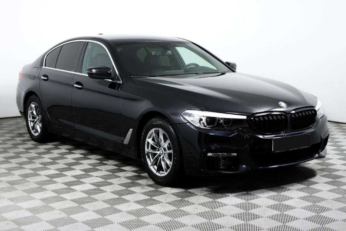 BMW 5 серии 2017 года с пробегом. Фото: #2
