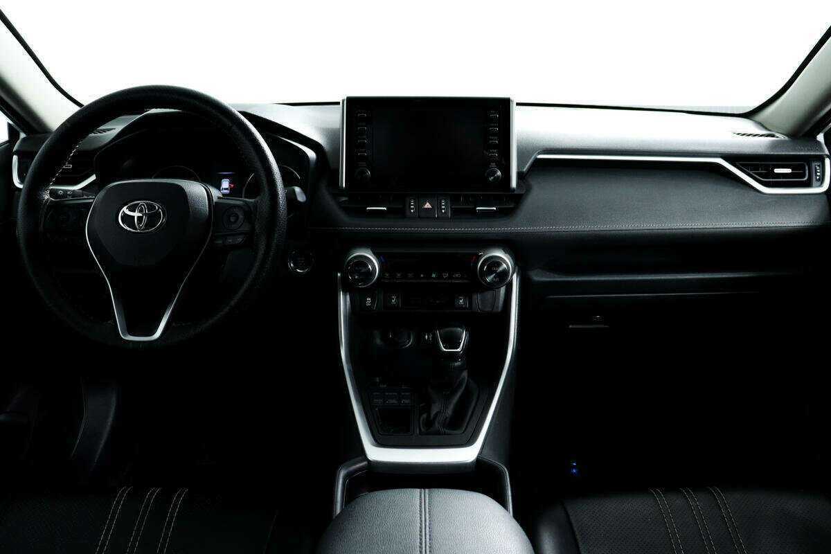 Toyota RAV4 2020 года с пробегом. Фото: #10