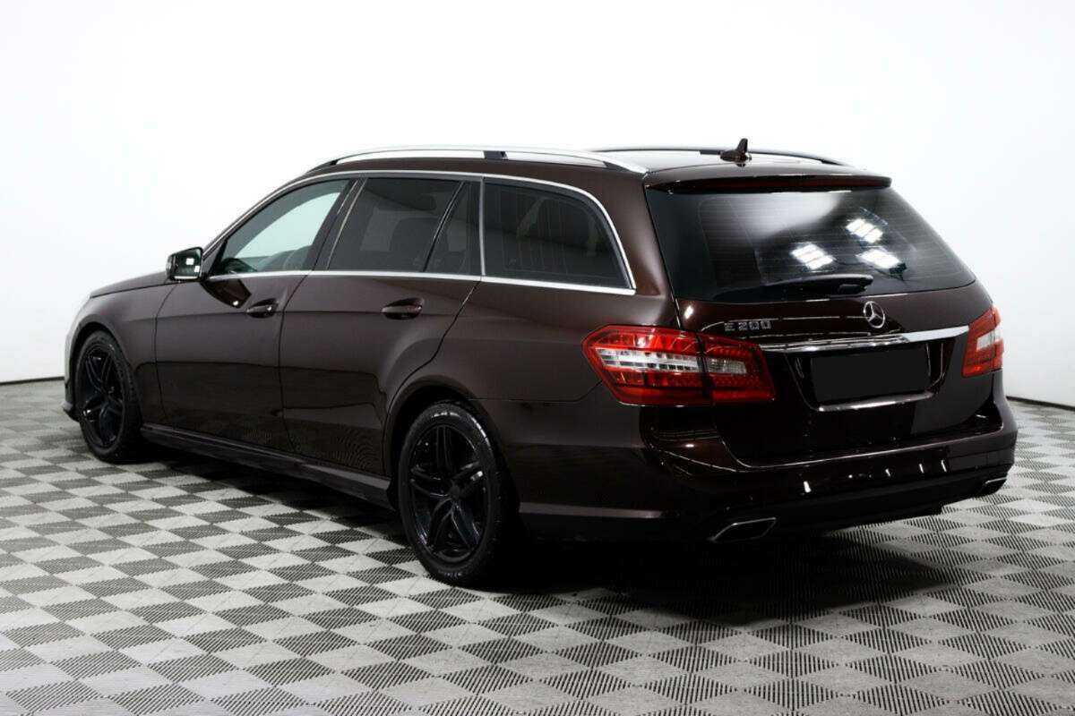 Mercedes-Benz E-Класс 2012 года с пробегом. Фото: #6