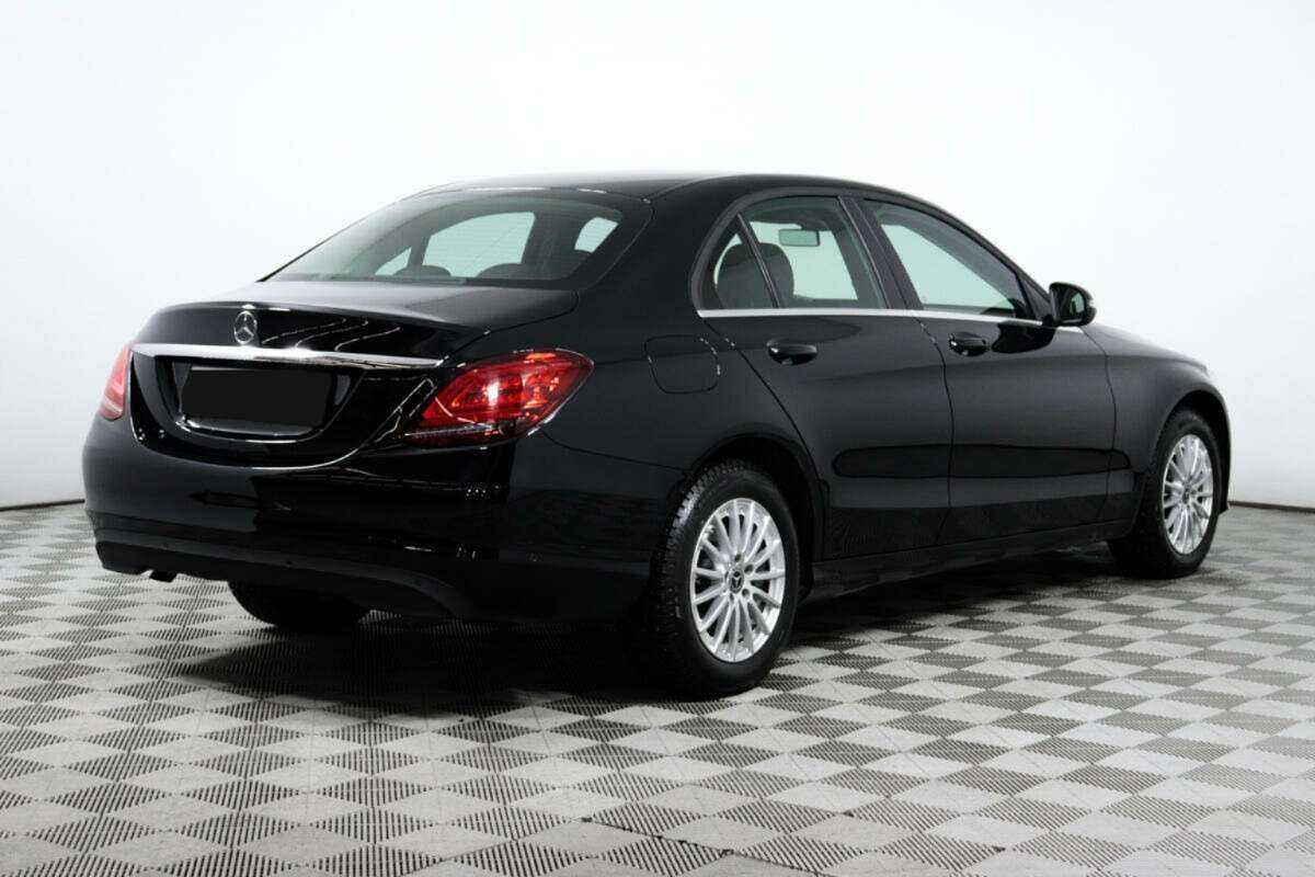 Mercedes-Benz C-Класс 2018 года с пробегом. Фото: #4