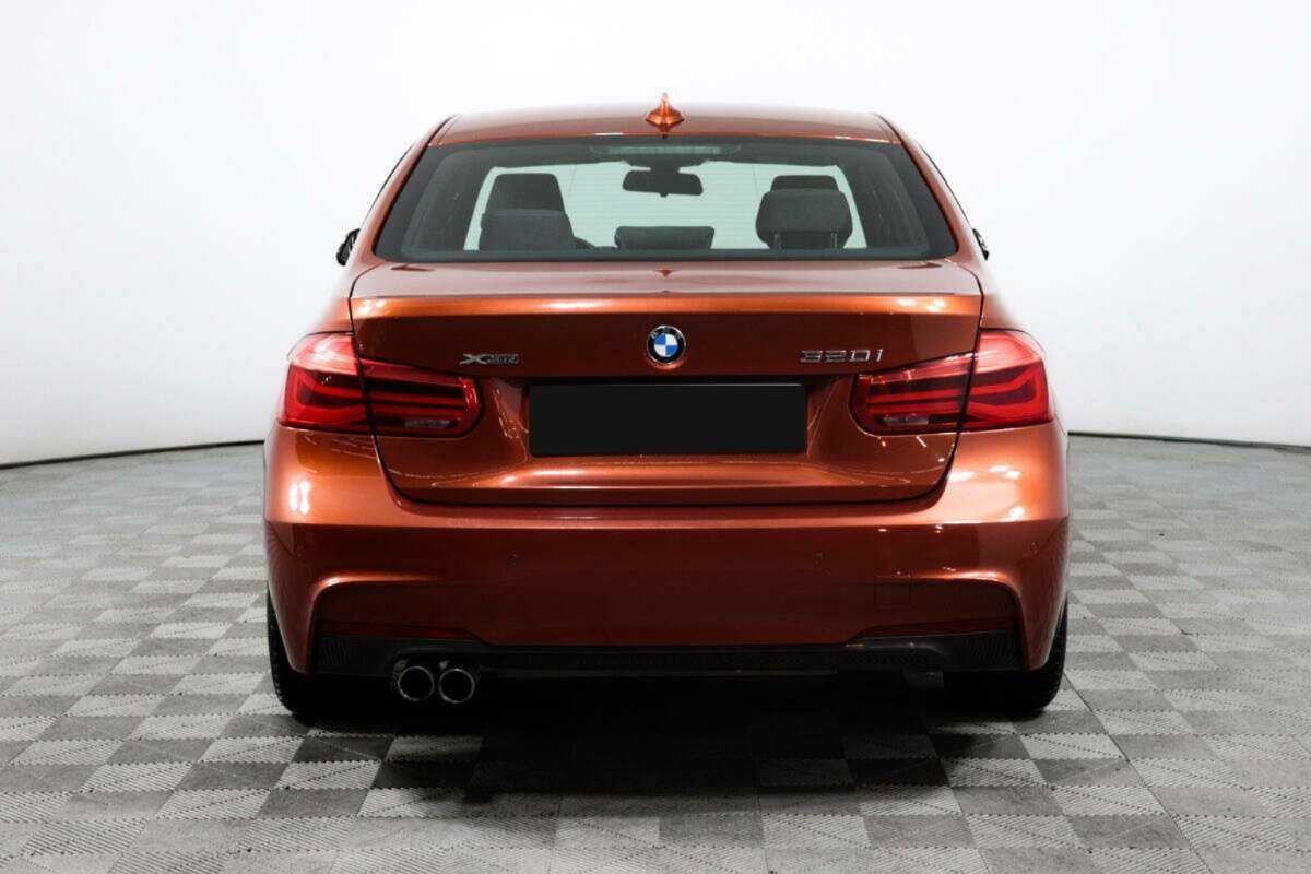 BMW 3 серии 2018 года с пробегом. Фото: #5