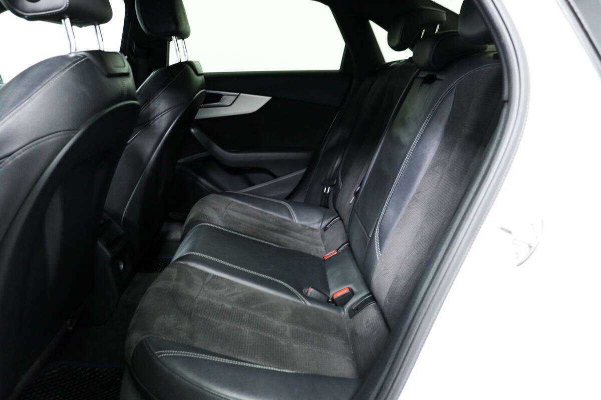 Audi A4 2017 года с пробегом. Фото: #11