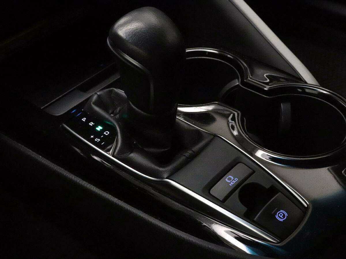 Toyota Camry 2019 года с пробегом. Фото: #12