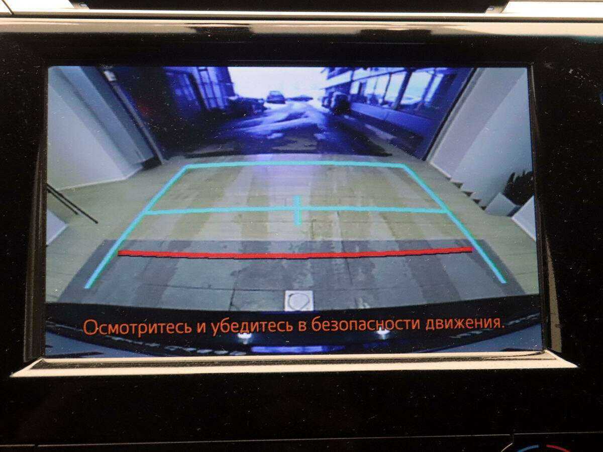 Toyota Camry 2019 года с пробегом. Фото: #16