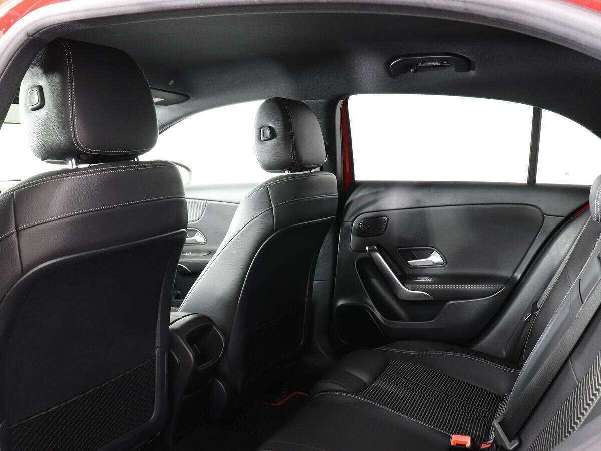 Mercedes-Benz A-Класс 2018 года с пробегом. Фото: #11