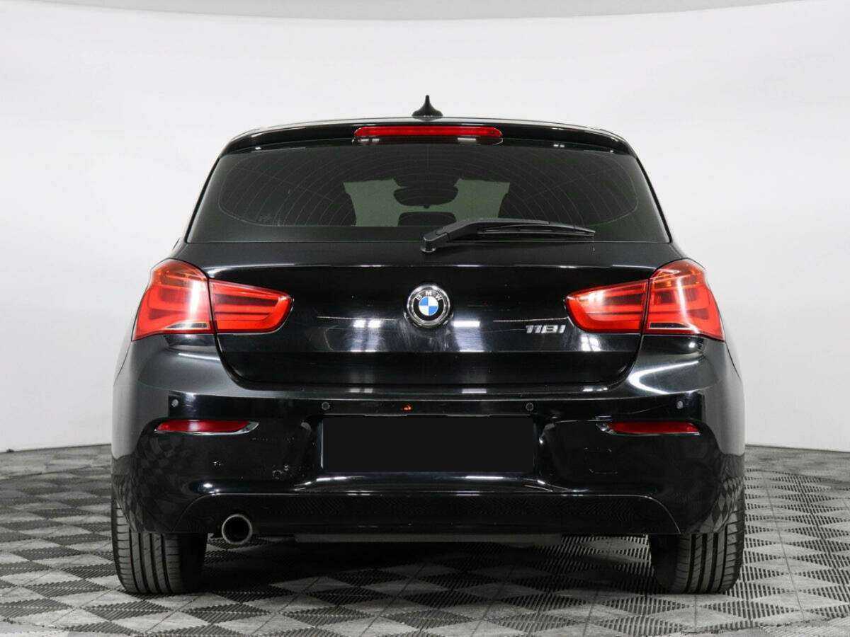 BMW 1 серии 2016 года с пробегом. Фото: #3